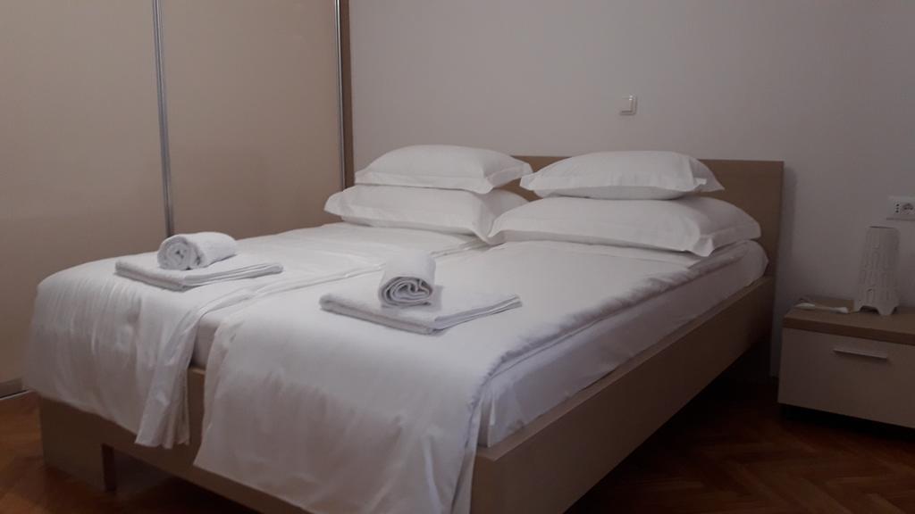 Villa-Apartments Karmel Kastela Luaran gambar
