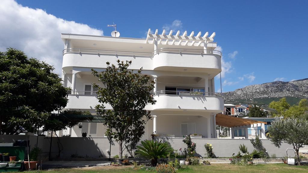 Villa-Apartments Karmel Kastela Luaran gambar